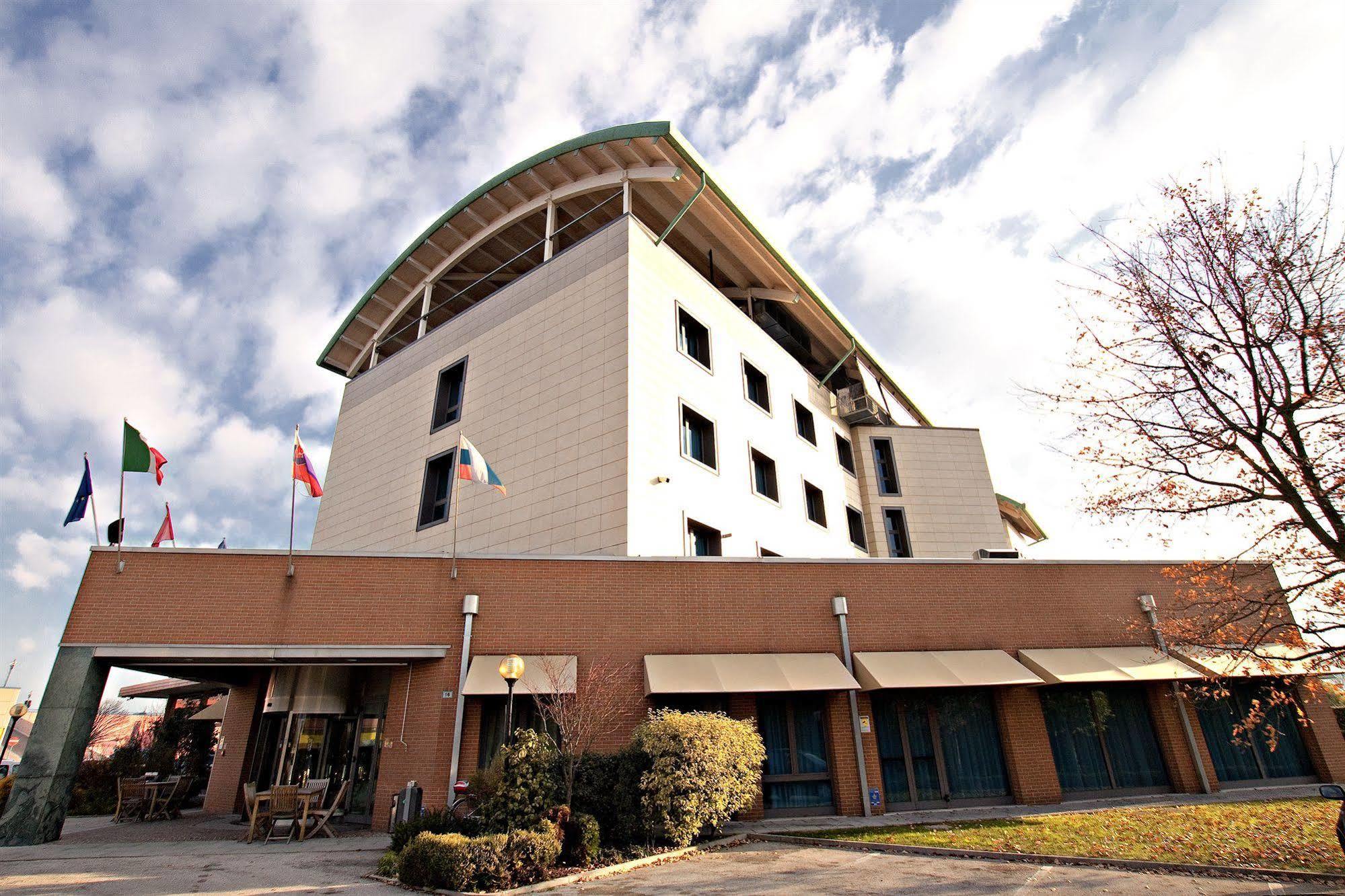 Point Hotel Piove di Sacco Exterior foto